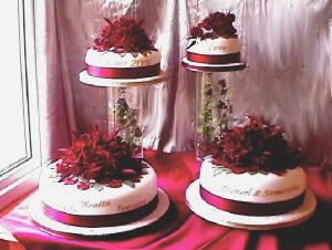 red wedding cakes essex deba daniels.jpg